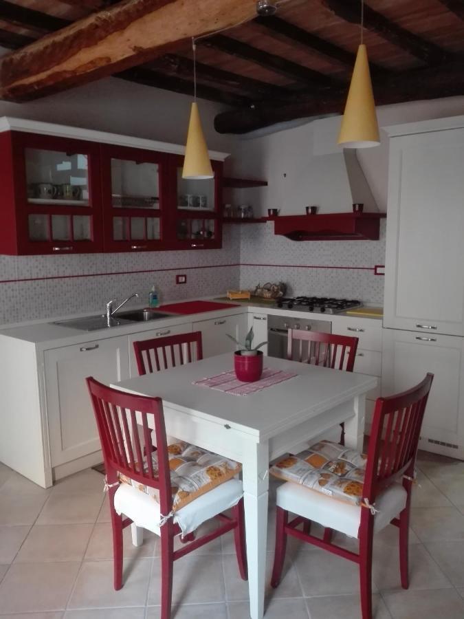 A Ca' Di Gio' Apartment Bedizzano ภายนอก รูปภาพ